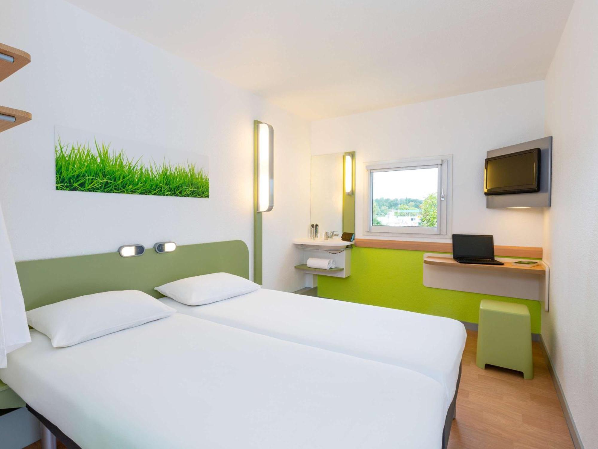 Ibis Budget Angers Parc Des Expositions Hotel