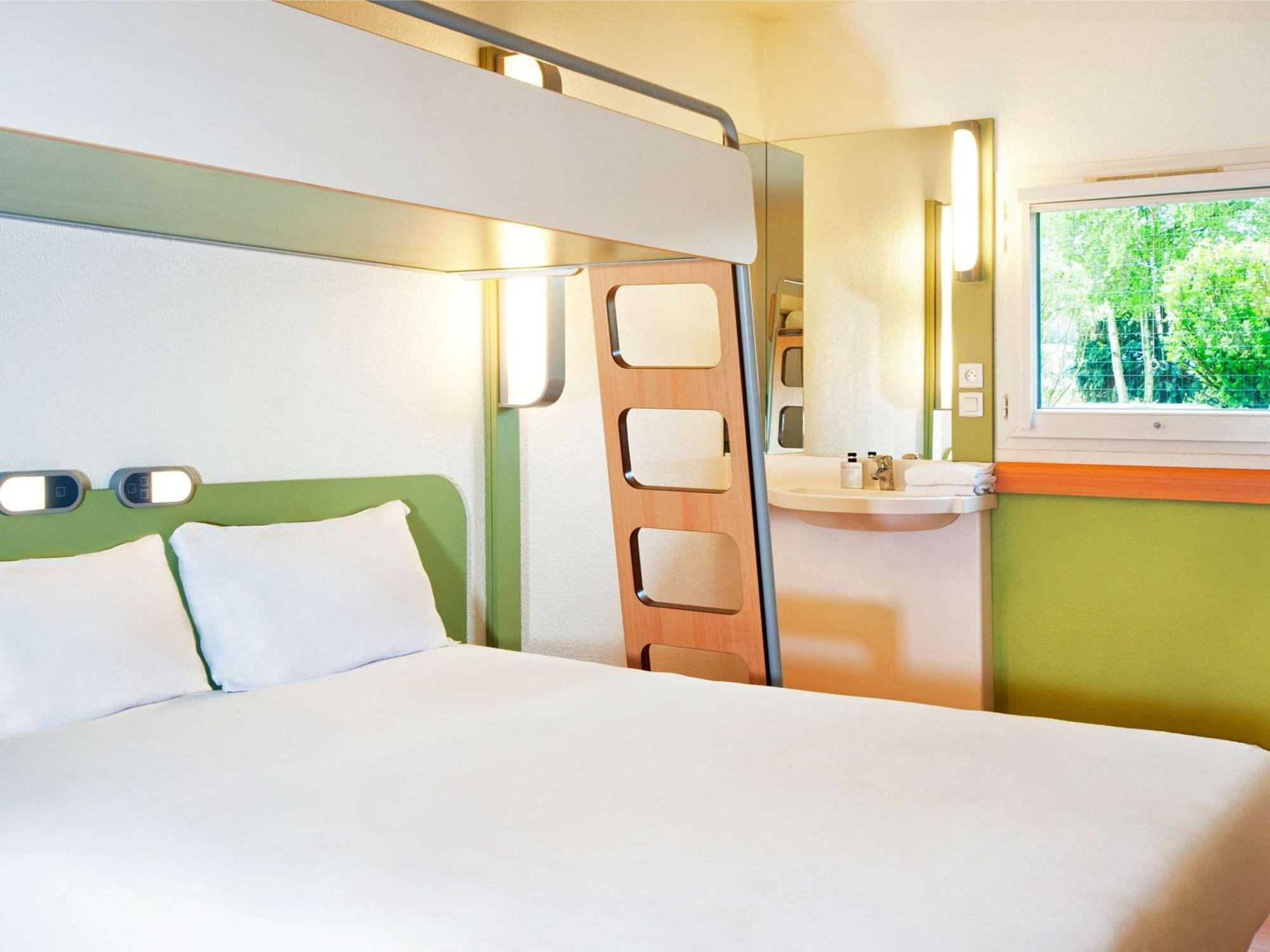 Hotel Ibis Budget Angers Parc Des Expositions 2*