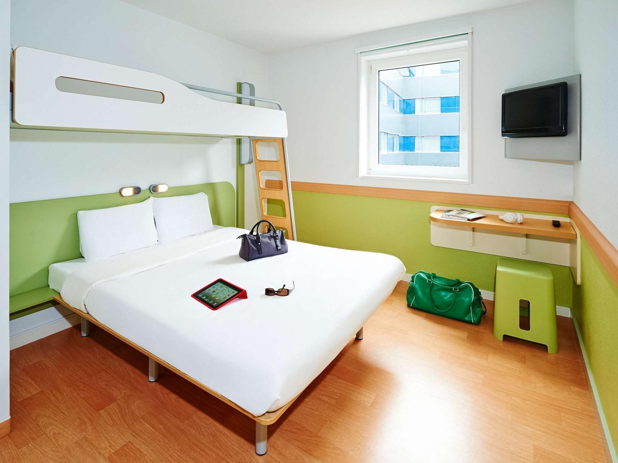 Ibis Budget Angers Parc Des Expositions Hotel